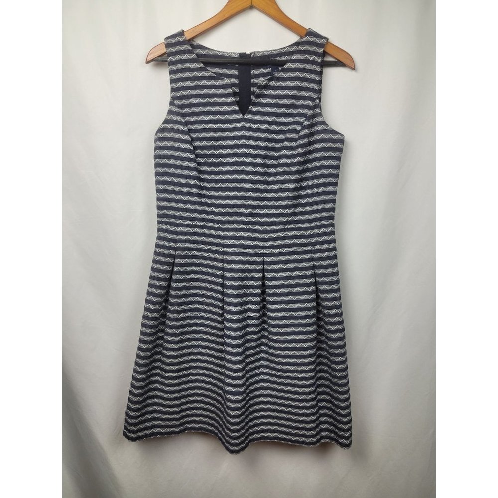 Tommy Hilfiger Women Dress Aztec Geometric Stripped Pattern Blue/ Gray Size 8